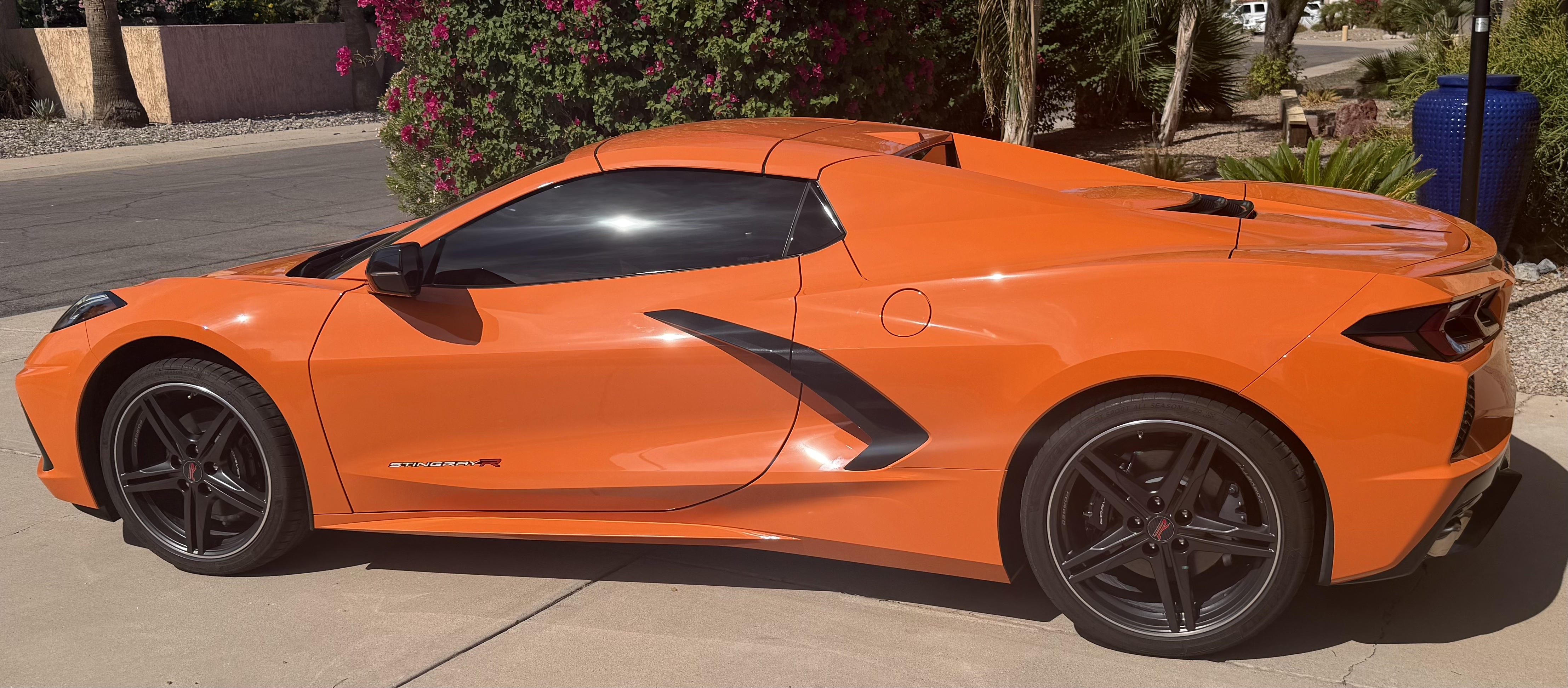 Used 2024 Chevrolet Corvette Stingray Premium Conv RWD image 8