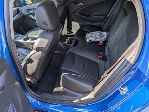 Used 2017 Chevrolet Volt LT w/ Comfort Package image 13