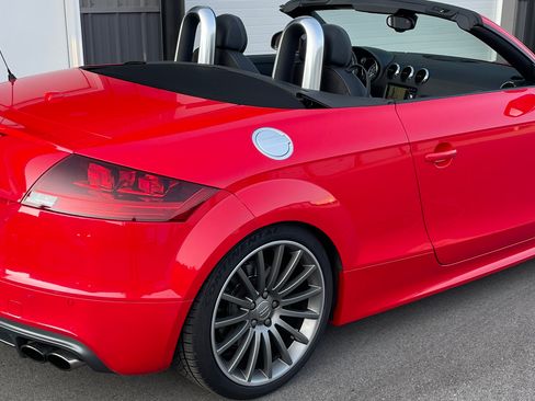 Used 2015 Audi TTS 2.0T Roadster w/ Black Optic Package AWD/4WD image 4