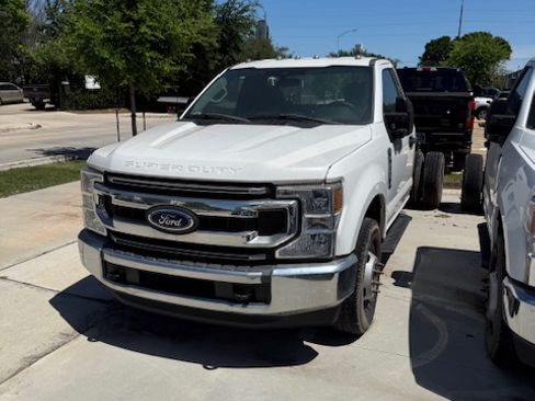Used 2021 Ford F350 XL w/ Power Equipment Group image 1