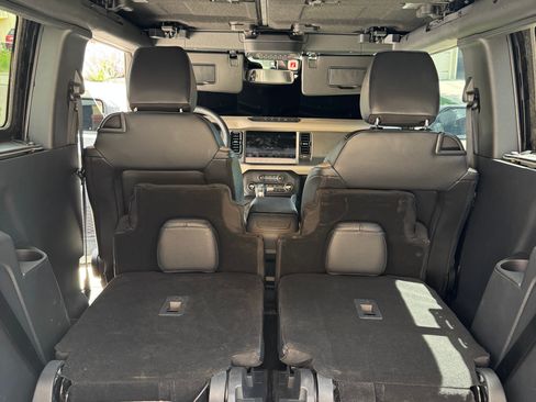 Used 2024 Ford Bronco Wildtrak image 17