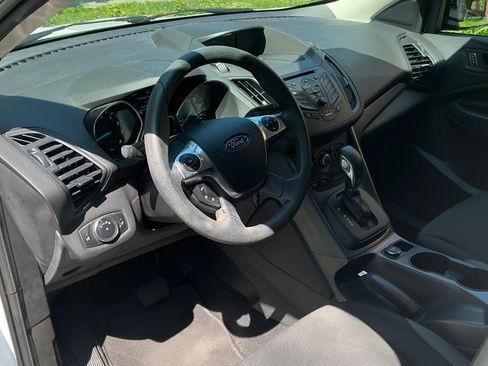 Used 2016 Ford Escape S FWD image 10