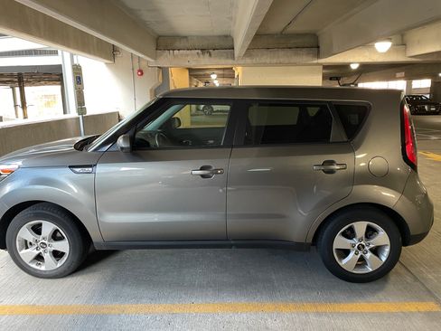 Used 2017 Kia Soul image 10