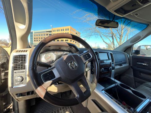 Used 2011 RAM 2500 Laramie w/ HD Snow Plow Prep Group image 17