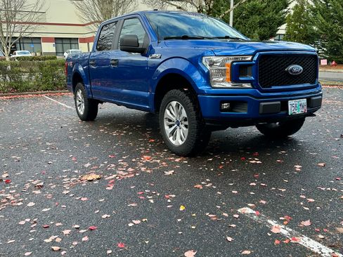 Used 2018 Ford F150 XL w/ Equipment Group 101A Mid image 4