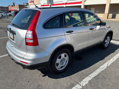 Used 2010 Honda CR-V LX image 10