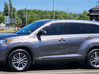 Used 2019 Toyota Highlander XLE