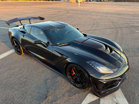 Used 2019 Chevrolet Corvette ZR1 image 30