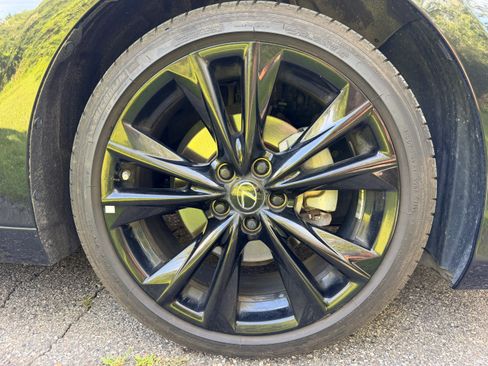 Used 2025 Lexus ES 300h F Sport w/ Accessory Package (Z2) FWD image 17