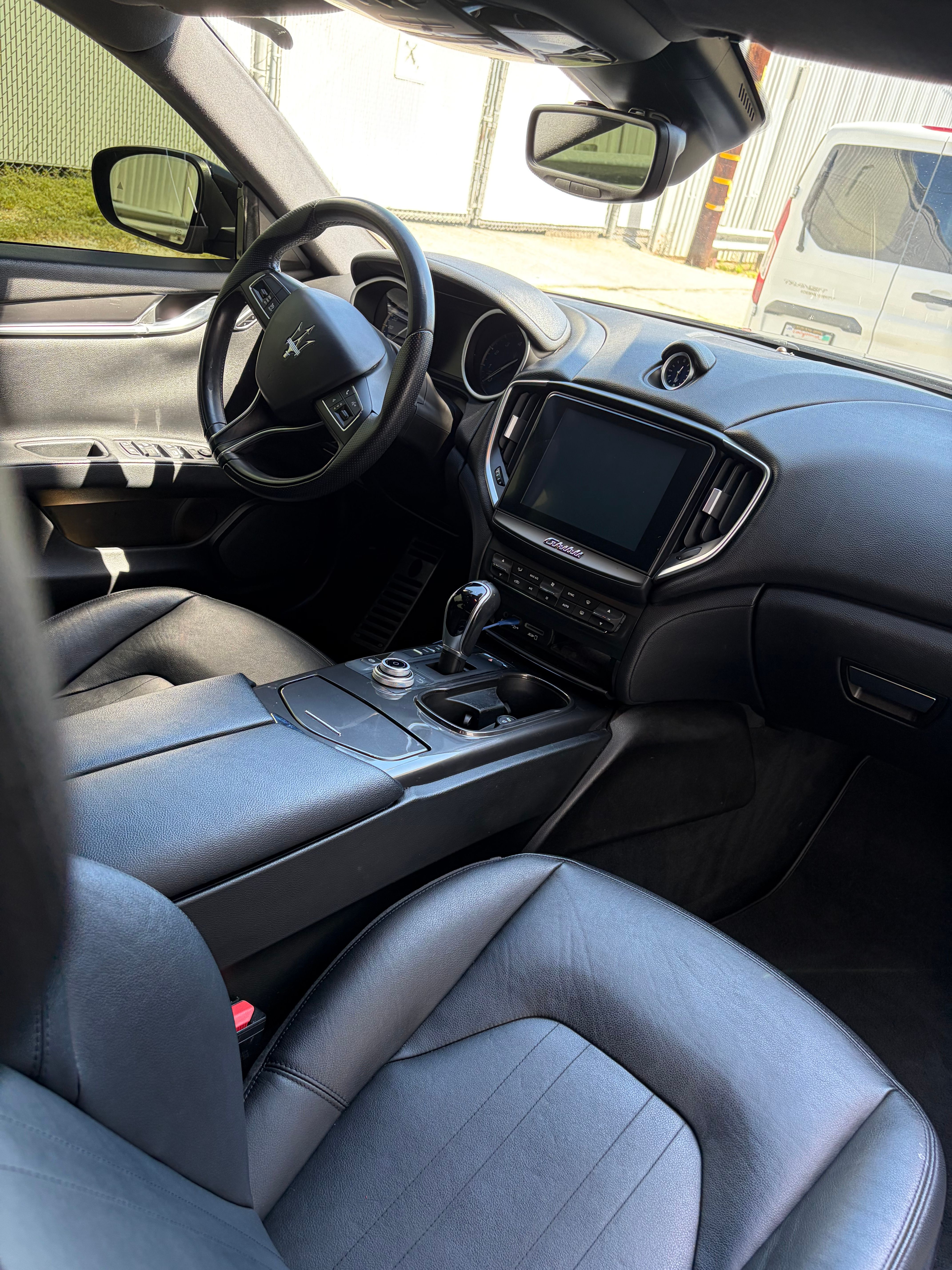 Used 2018 Maserati Ghibli RWD image 22