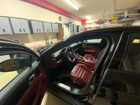 Used 2018 Porsche Panamera image 6