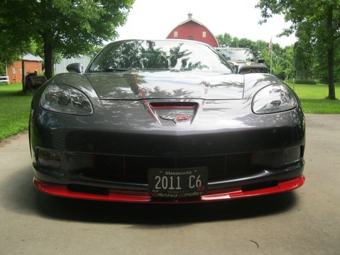 Used 2011 Chevrolet Corvette Grand Sport w/ Preferred Equipment Group RWD image 2
