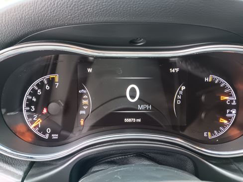 Used 2018 Jeep Grand Cherokee Laredo image 13