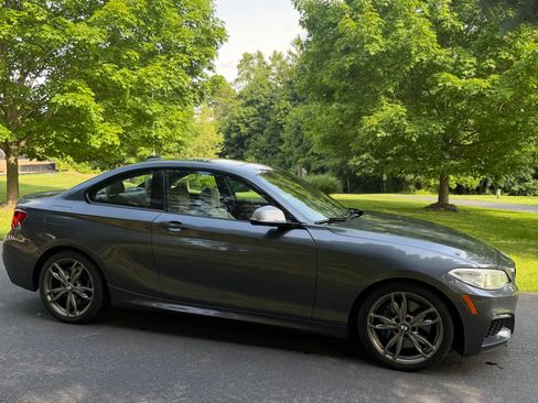Used 2015 BMW M235i xDrive Coupe AWD/4WD image 5
