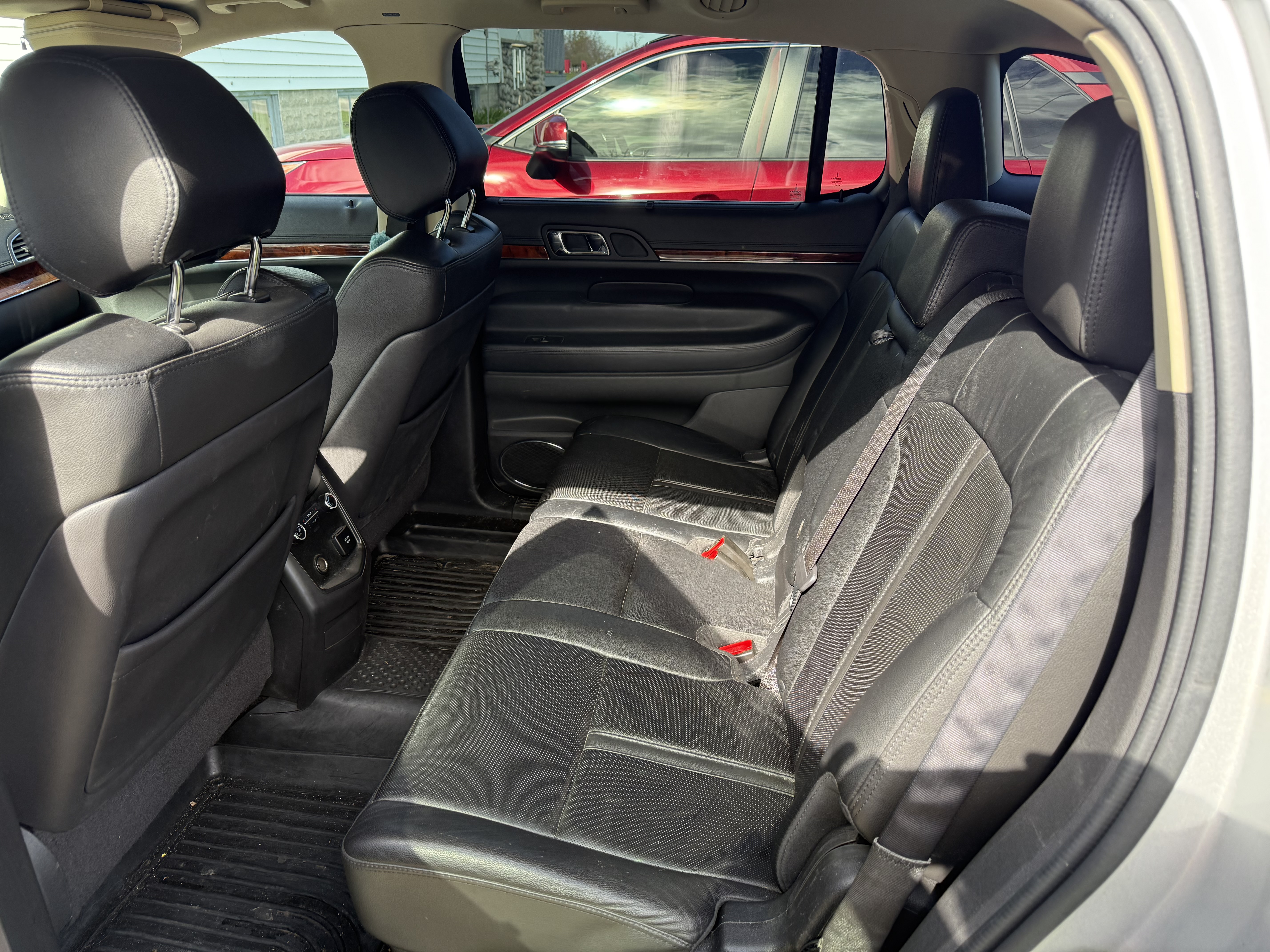 Used 2018 Lincoln MKT AWD w/ Driver Technology Package image 6