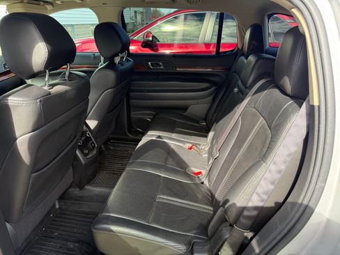 Used 2018 Lincoln MKT AWD w/ Driver Technology Package image 6