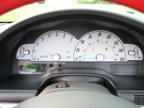 Used 2002 Ford Thunderbird RWD image 26