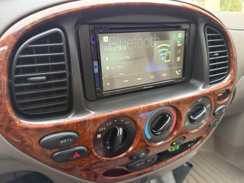 Used 2006 Toyota Tundra Limited image 9