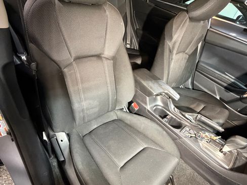 Used 2017 Subaru Impreza 2.0i Premium AWD/4WD image 6