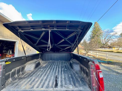 Used 2016 Ford F250 Lariat w/ Lariat Ultimate Package image 14