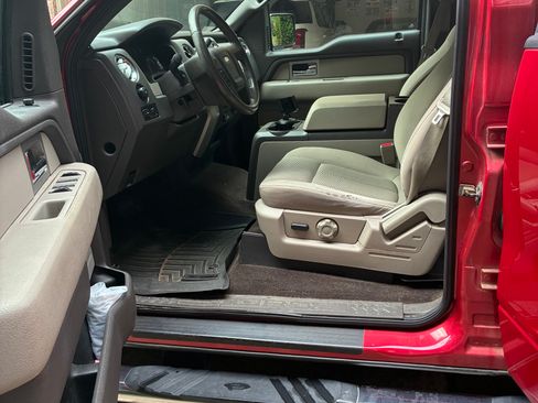 Used 2010 Ford F150 XLT AWD/4WD image 4