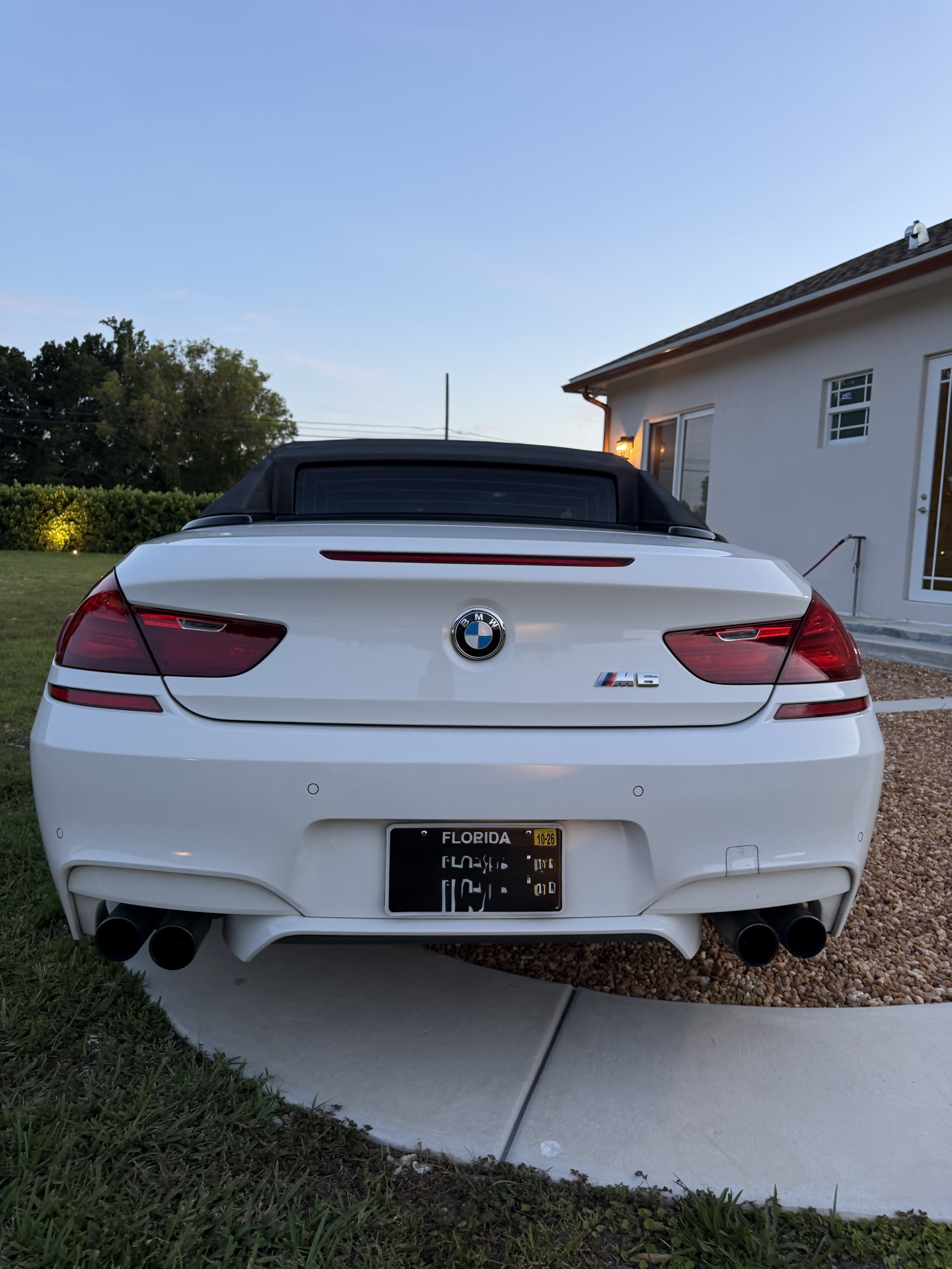 Used 2014 BMW M6 Convertible RWD image 10