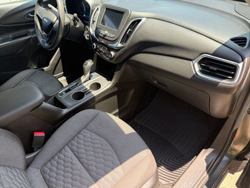 Used 2019 Chevrolet Equinox LT image 9