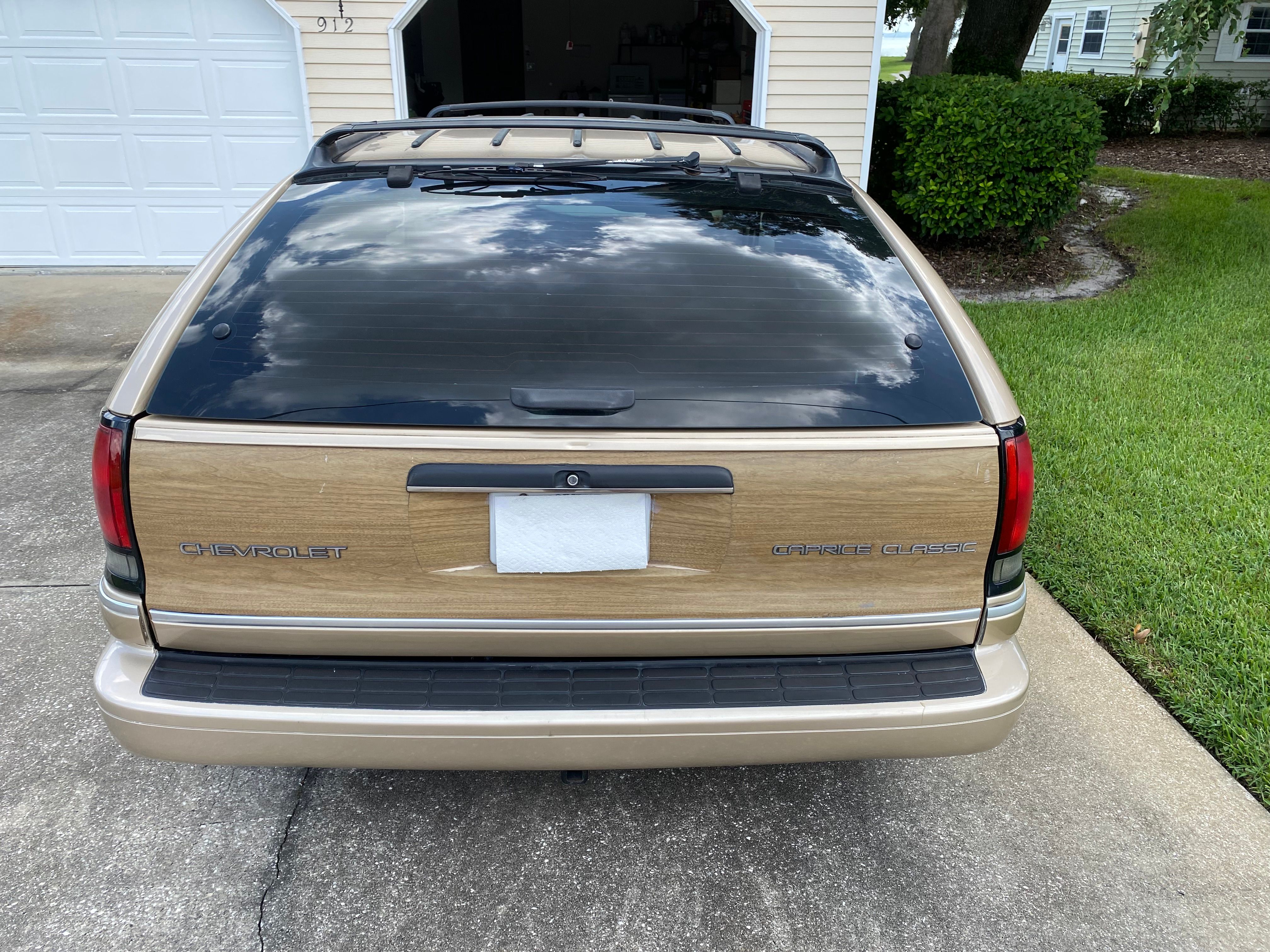 Used 1994 Chevrolet Caprice Classic RWD image 4