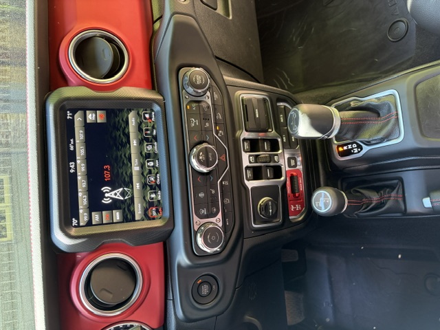 Used 2018 Jeep Wrangler Unlimited Rubicon AWD/4WD image 6