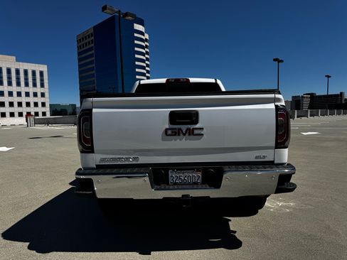 Used 2017 GMC Sierra 1500 SLT image 6