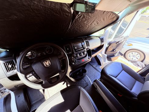 Used 2021 RAM ProMaster 2500 image 15