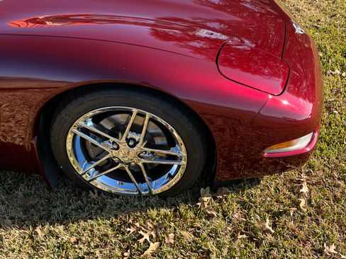 Used 2003 Chevrolet Corvette Convertible w/ Preferred Equipment Group1 image 15