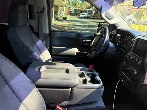 Used 2020 Chevrolet Silverado 1500 LT w/ All-Star Edition image 10