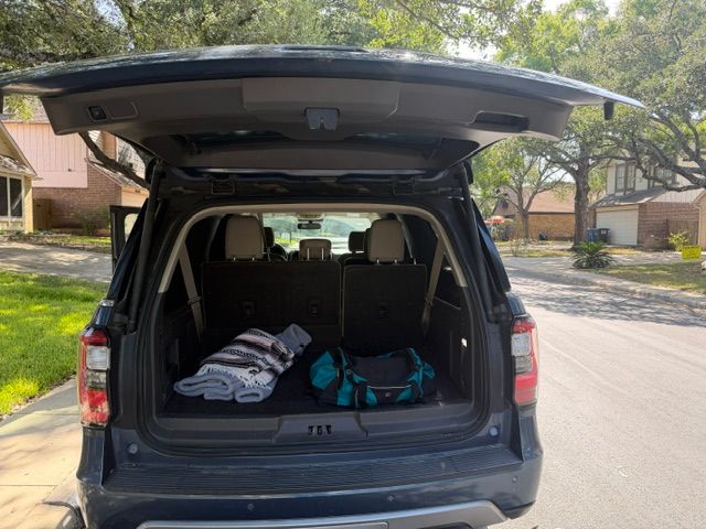 Used 2019 Ford Expedition Max Limited RWD image 10