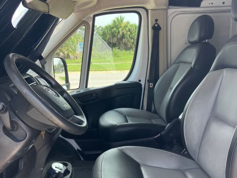 Used 2016 RAM ProMaster 1500 FWD image 5