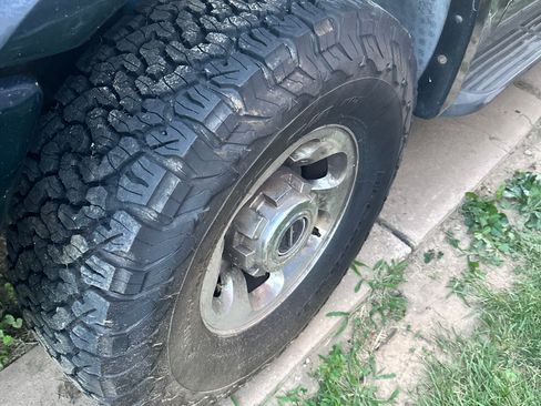 Used 2004 Ford Excursion Limited image 23