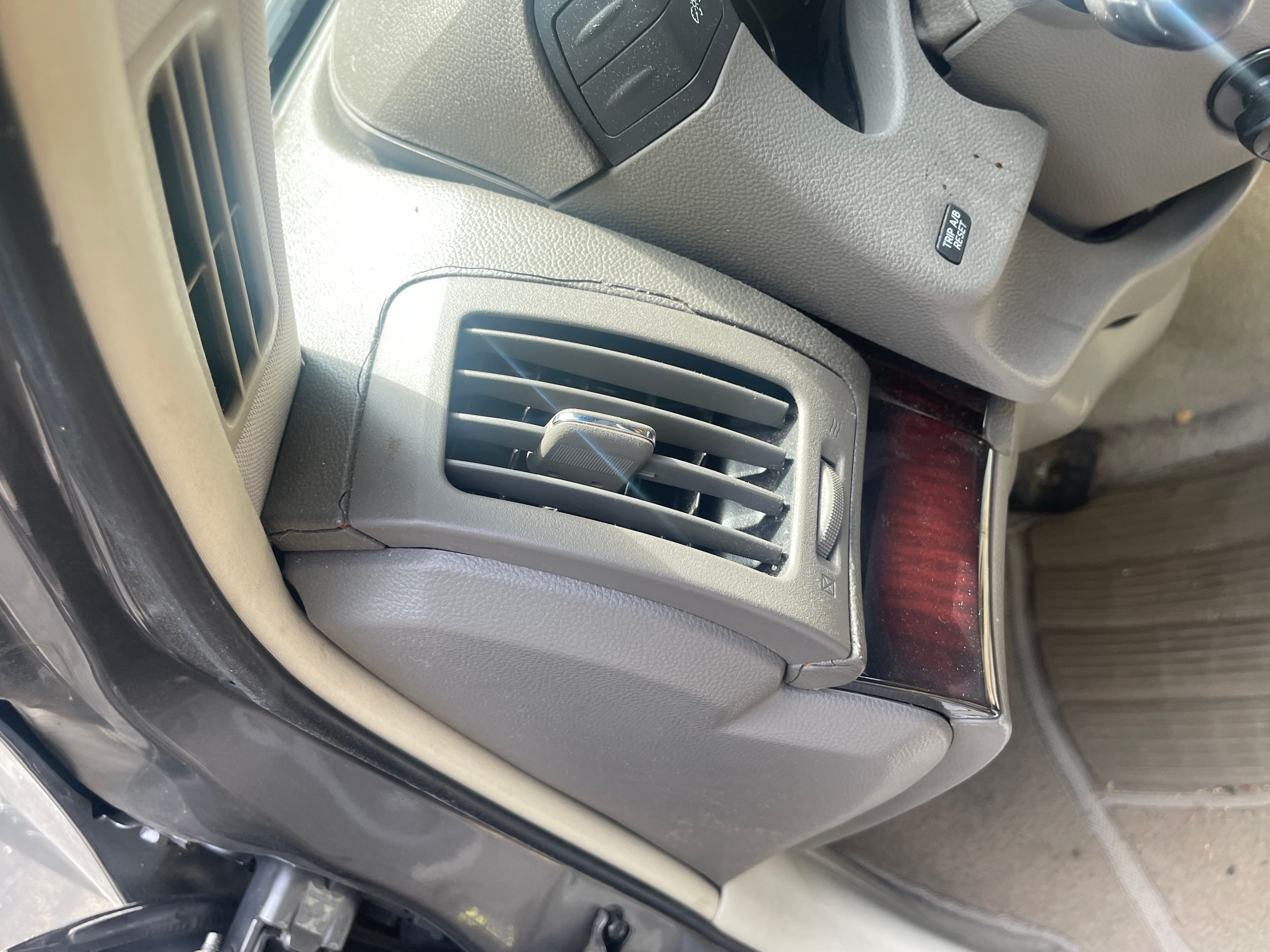 Used 2012 INFINITI G37 x Sedan w/ Premium Pkg AWD/4WD image 6