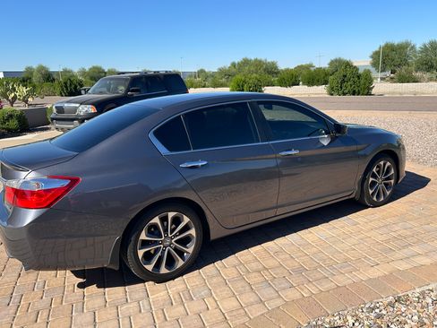 Used 2014 Honda Accord Sport image 5