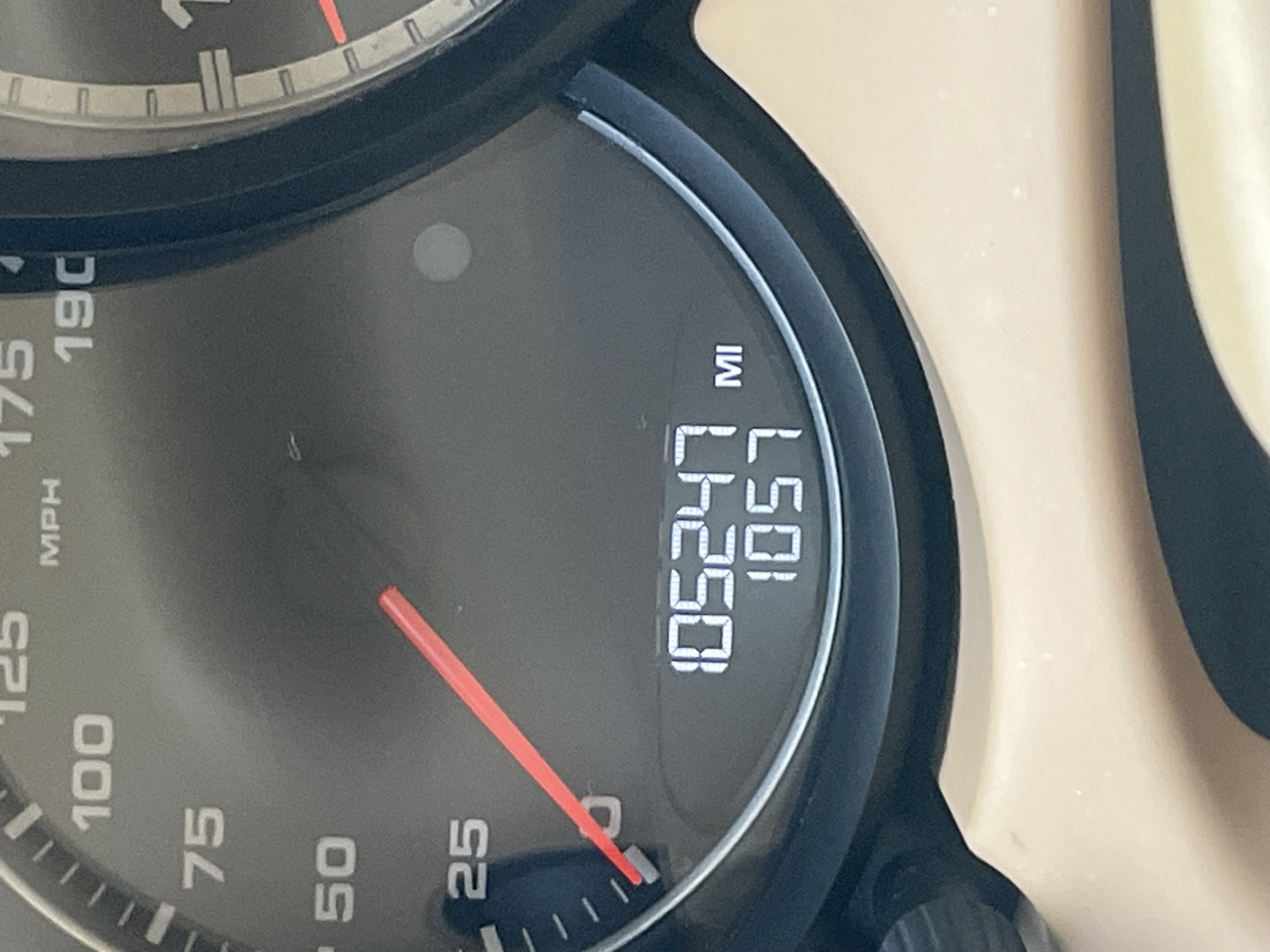 Used 2011 Porsche Cayenne Turbo AWD/4WD image 30