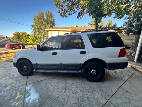 Used 2006 Ford Expedition XLS image 4