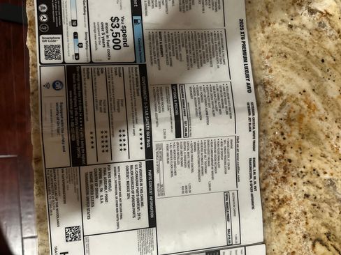 Used 2025 Cadillac XT6 Premium Luxury w/ Technology Package image 13