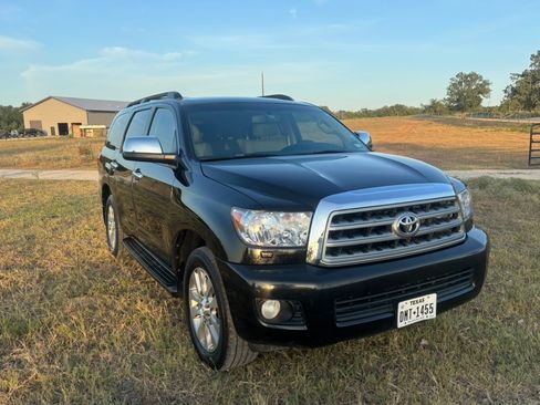 Used 2012 Toyota Sequoia Limited RWD image 6