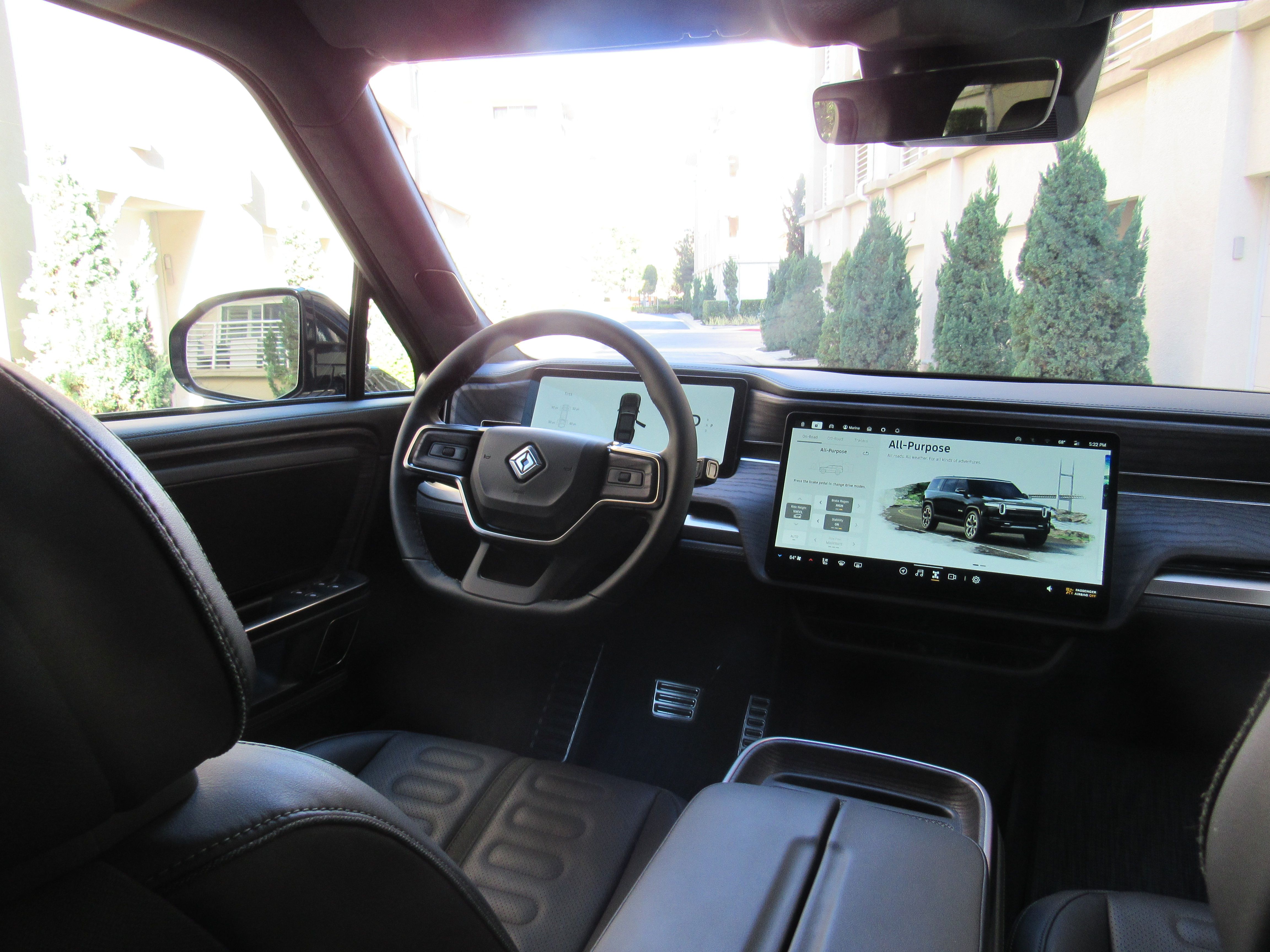 Used 2023 Rivian R1S Adventure Quad AWD/4WD image 10