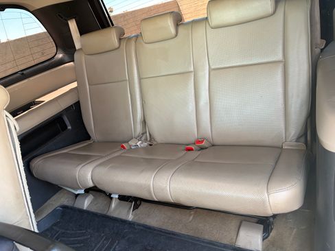 Used 2010 Toyota Sequoia Platinum AWD/4WD image 13