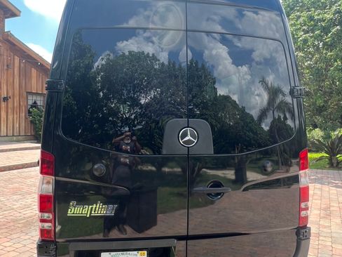 Used 2017 Mercedes-Benz Sprinter 3500 image 2