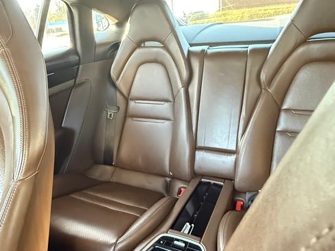 Used 2017 Porsche Panamera 4S image 15