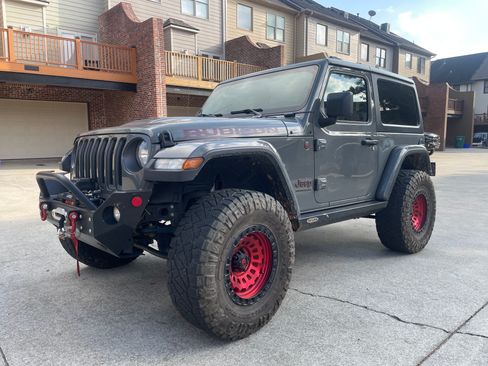 Used 2019 Jeep Wrangler Rubicon image 1