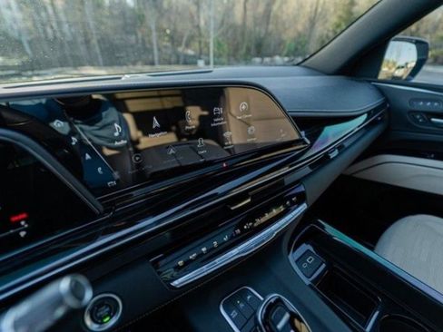 Used 2021 Cadillac Escalade ESV Sport w/ Driver Assist Tech Package image 13