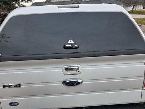 Used 2013 Ford F150 Lariat w/ Lariat Chrome Pkg image 5