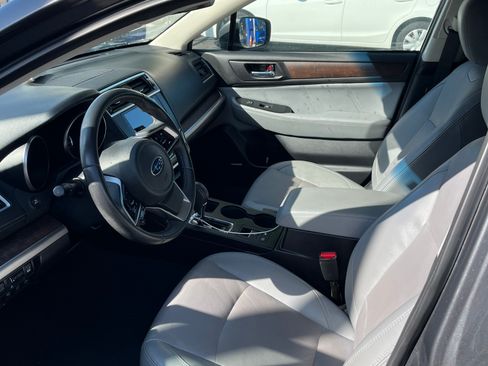 Used 2019 Subaru Outback 2.5i Limited w/ Protection Package #1 AWD/4WD image 11